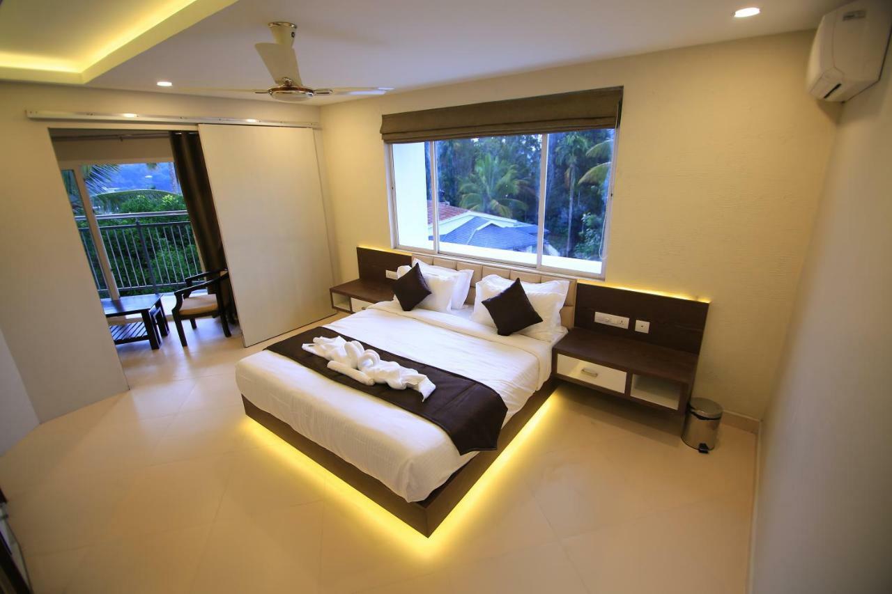 Hotel Le Sapphire Sultan Bathery Buitenkant foto